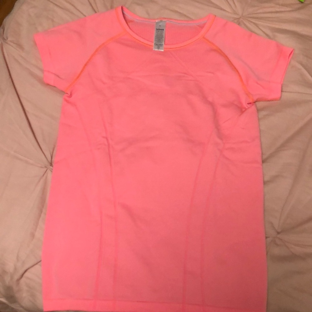 Ivivva short sleeve shirt